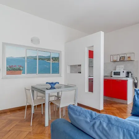 Апартаменти Italianway - Aurelia Levante 103 B