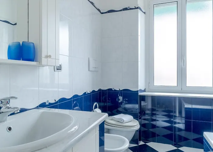 Italianway - Aurelia Levante 103 B *